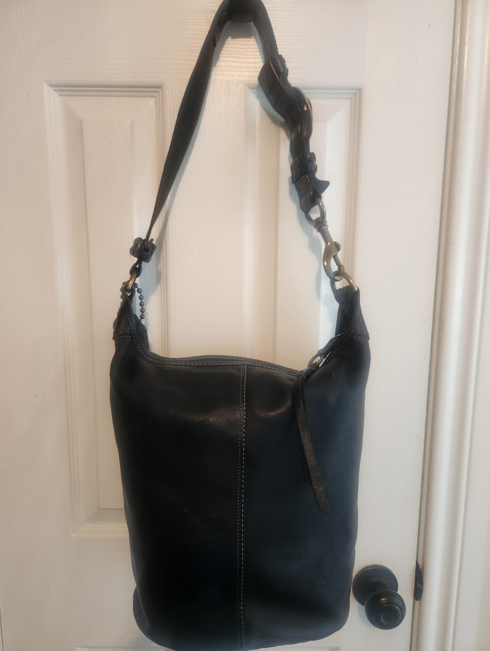 Coach Bleecker Bucket Hobo Bag Vintage Black Leather Shoulder Bag